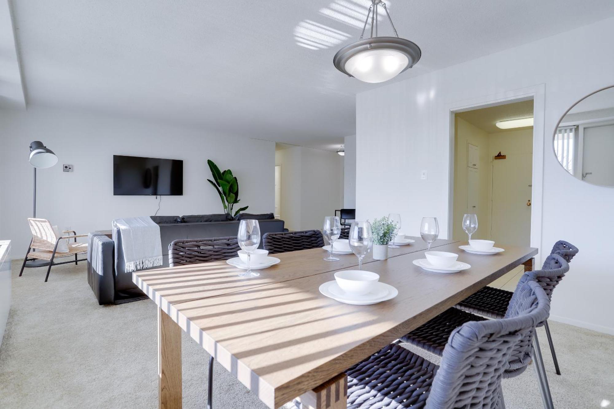 Spacious 2 Bedrooms Apt @Crystal City With Gym Arlington Buitenkant foto
