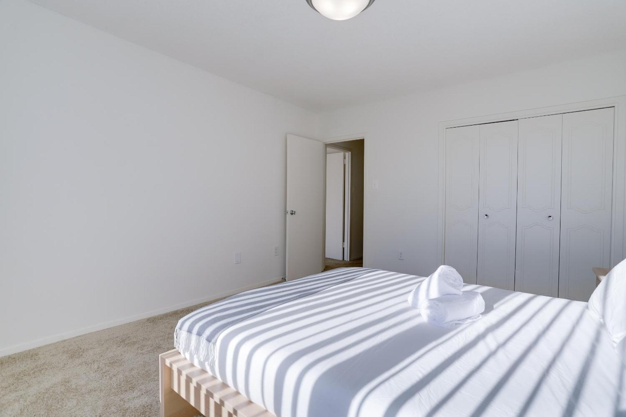Spacious 2 Bedrooms Apt @Crystal City With Gym Arlington Buitenkant foto