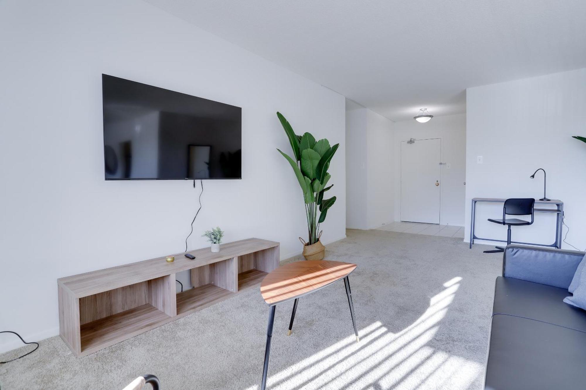 Spacious 2 Bedrooms Apt @Crystal City With Gym Arlington Buitenkant foto
