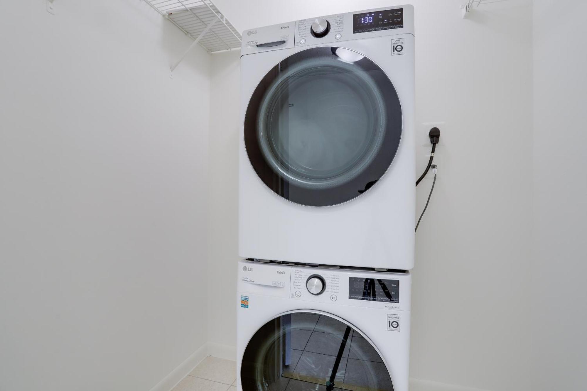 Spacious 2 Bedrooms Apt @Crystal City With Gym Arlington Buitenkant foto