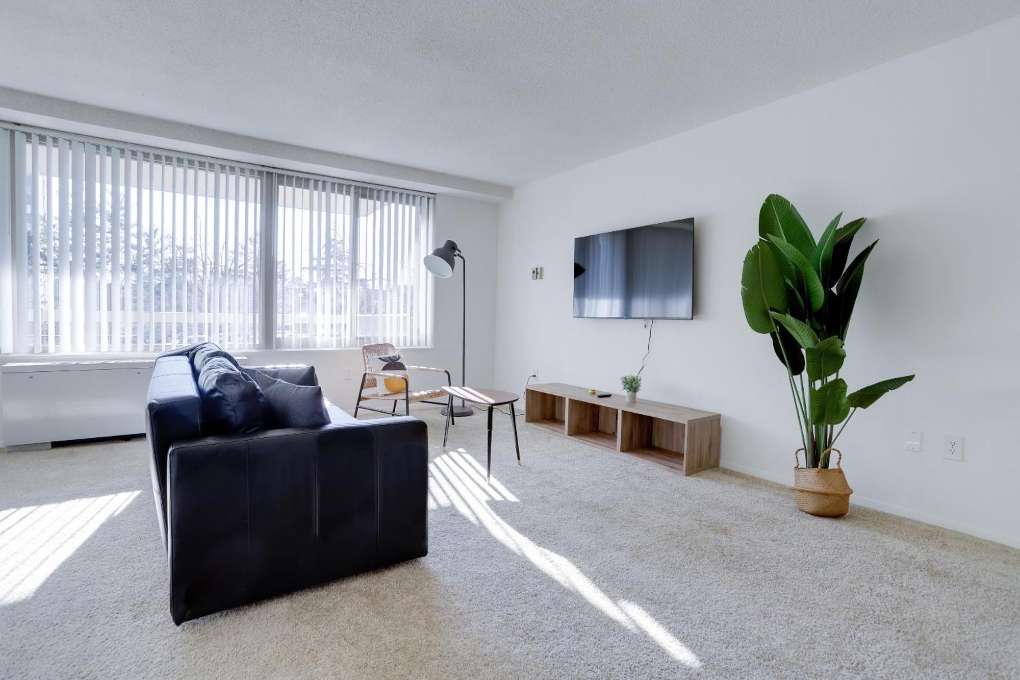 Spacious 2 Bedrooms Apt @Crystal City With Gym Arlington Buitenkant foto